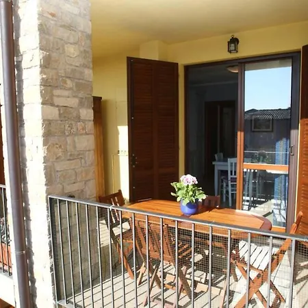 Dom wakacyjny Casa Mirella - *