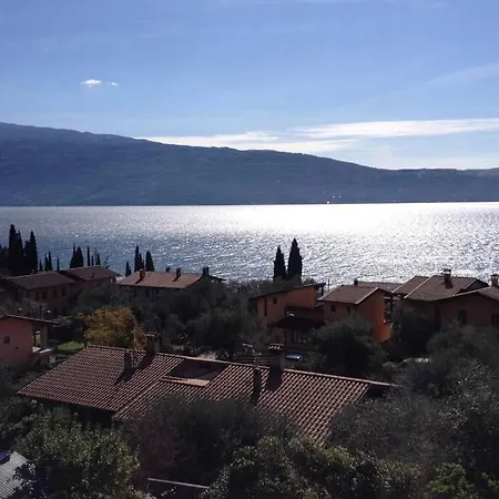 Casa Mirella - *